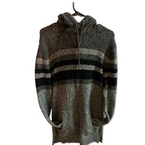 RETROFIT Brand Mfg Men’s hoodie size (Large)